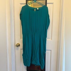 Gorgeous Color! Teal Day Dress with Pockets.